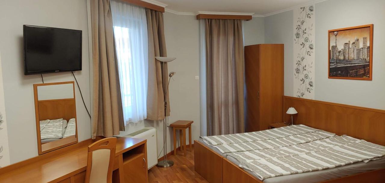 Panorama Lux Wellness Apartman Хайдусобосло Экстерьер фото